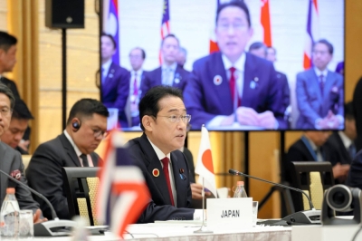 Prime Minister Fumio Kishida speaks at a summit meeting of the Asia Zero Emission Community held at the Prime Minister's Office in Tokyo on Monday.