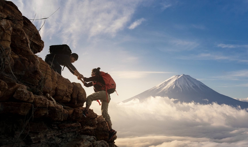 The Japanese term "yarinuku" means to do something to completion and implies there were difficulties along the way. It may feel like climbing a mountain, but it's often used in the boardroom. 