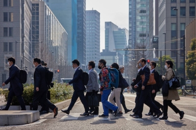 Stronger annual wage negotiation results are likely to pave the way for the Bank of Japan to end its negative interest rate by this spring, a former BOJ official says.