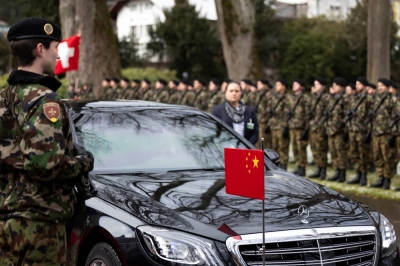 A vehicle carrying Chinese Prime Minister Li Qiang arrives during an official visit in Kehrsatz, near Bern, in Switzerland, on Monday. Li is visiting Switzerland to attend the World Economic Forum in Davos.