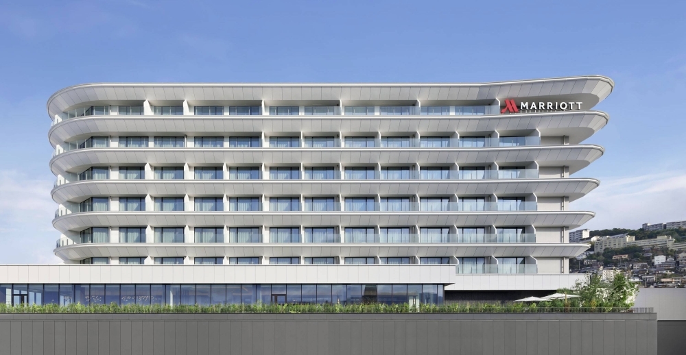 The Nagasaki Marriott Hotel, part of redevelopment work on the city's main train station complex, offers 207 rooms on the seventh to 13th floors with panoramic views of local attractions such as Nagasaki Port and Mount Inasa.