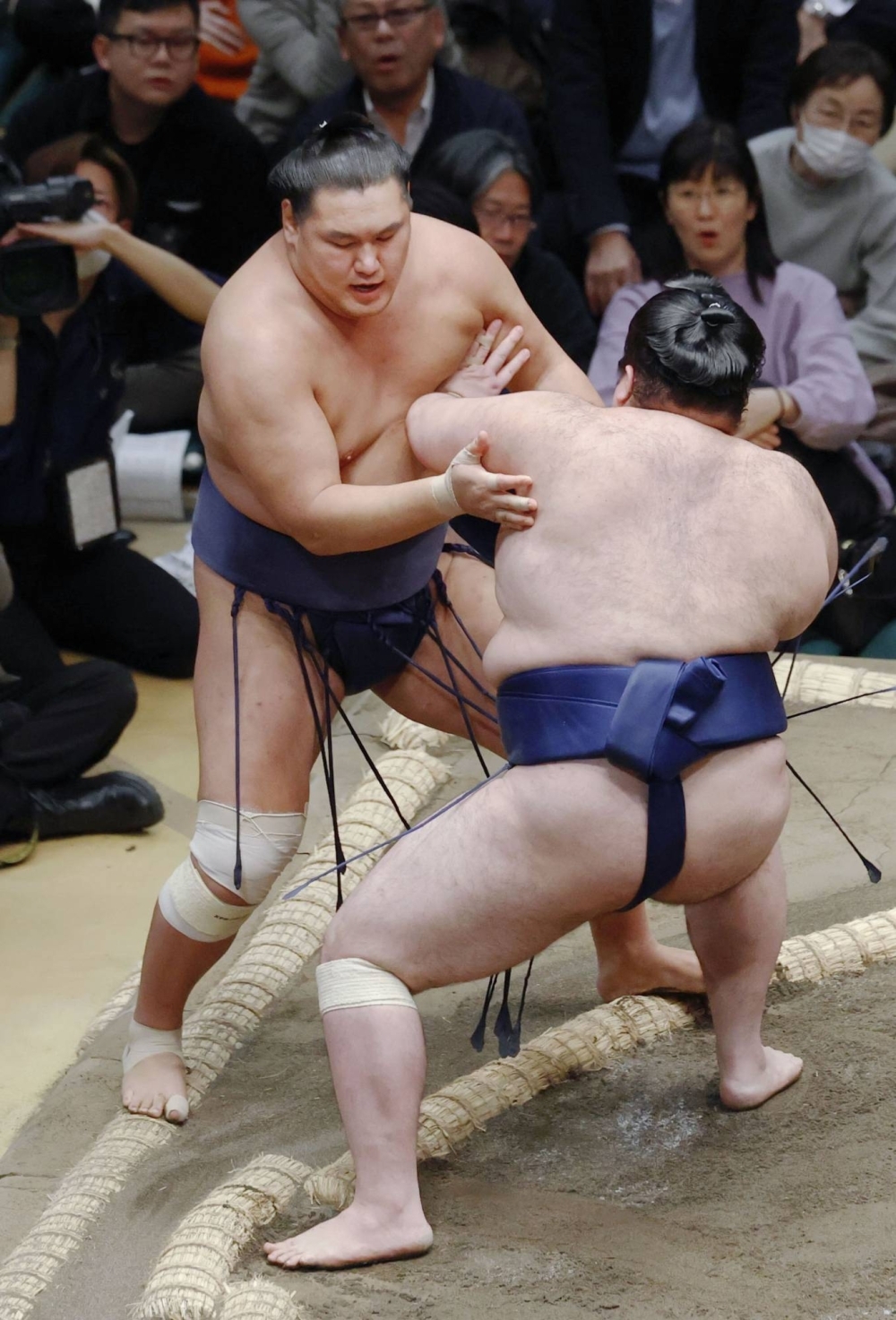 Hoshoryu loses to Gonoyama at the New Year Grand Sumo Tournament on Thursday.