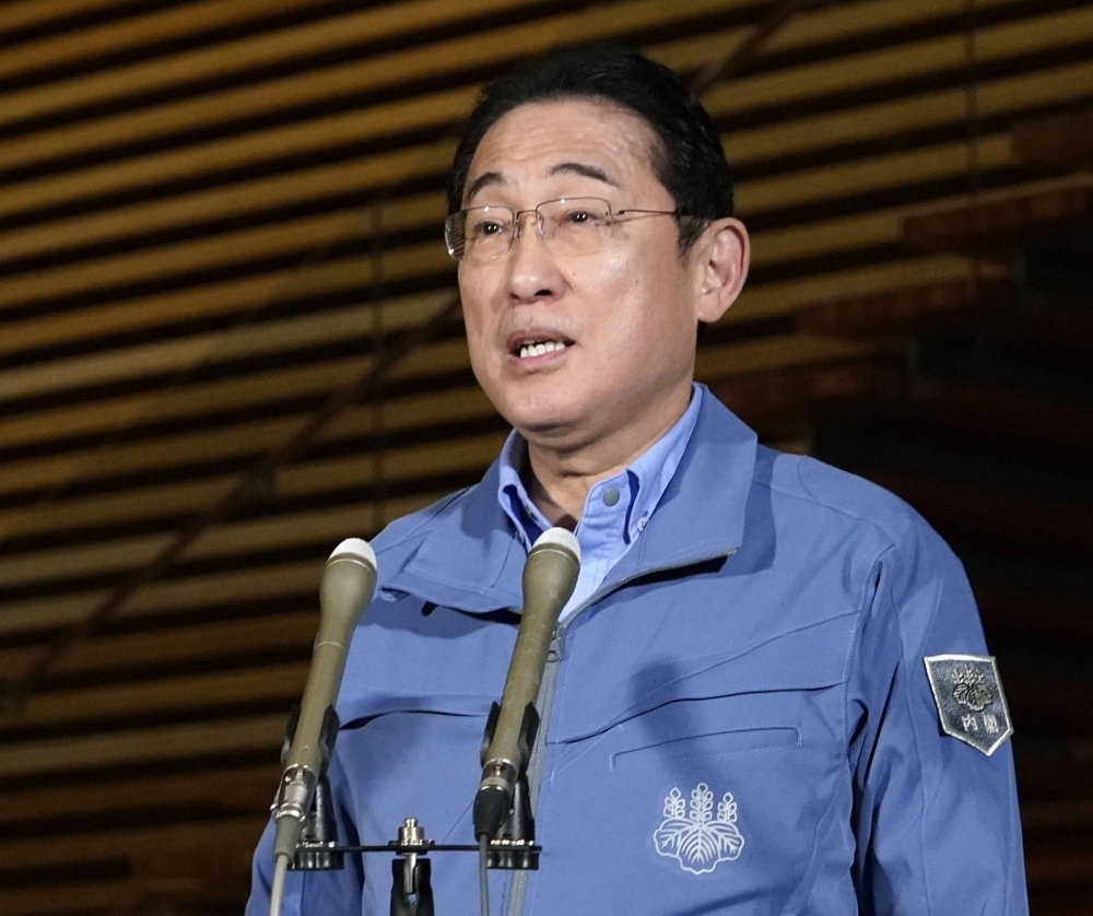 Prime Minister Fumio Kishida’s sudden announcement on Thursday regarding the dissolution of his Liberal Democratic Party faction came after the group became caught up in a slush funds scandal that continues to shake his administration and the party.