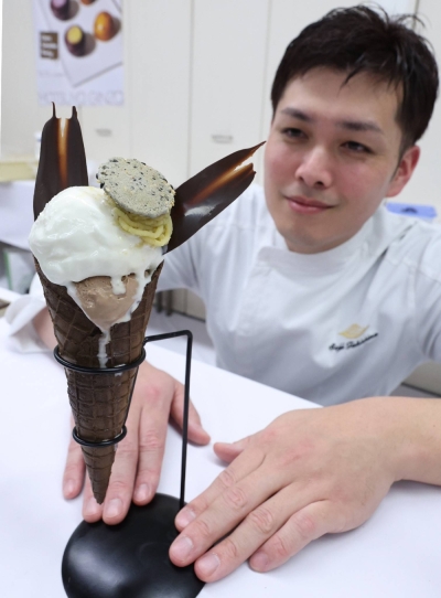 Seiste's ¥1,650 limited-edition ice cream will be available for eat-in customers throughout the Valentine's Day period at the Matsuya department store in Tokyo's Ginza district. 