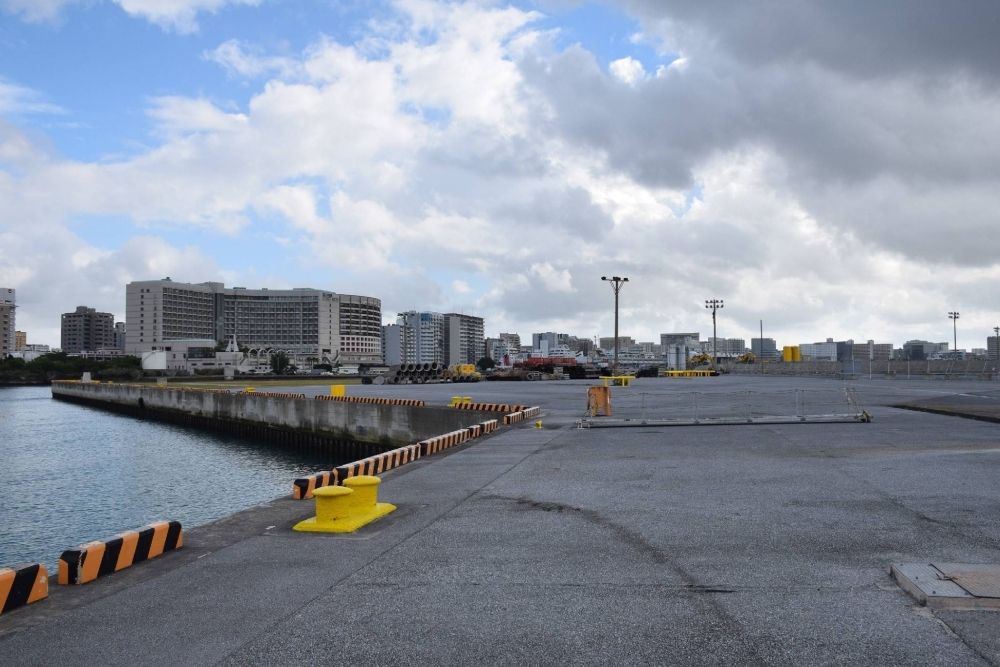 The planned return to Japan of a U.S. military port in Naha has been delayed to at least the late 2030s.