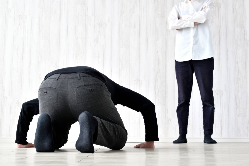 The “dogeza” position is used for the sincerest of apologies and it was deployed by the man who mistakenly ruined an attempt at a Guinness world record on live television.