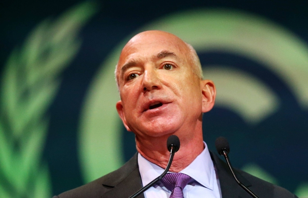 Jeff Bezos — the world’s second-richest person, according to the Bloomberg Billionaires Ranking — is investing in a business that’s developing human-like robots.