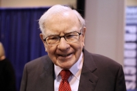 Warren Buffett | REUTERS