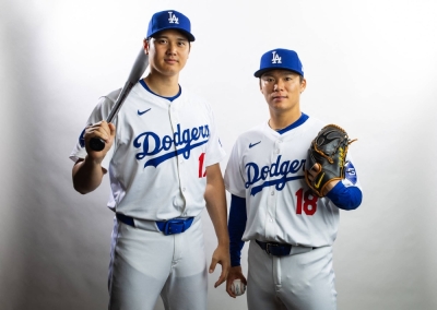 Los Angeles Dodgers designated hitter Shohei Ohtani (left) and pitcher Yoshinobu Yamamoto