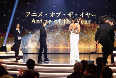 American rapper and noted anime fan Megan Thee Stallion presented the award for anime of the year to director Shota Goshozono for “Jujutsu Kaisen: Hidden Inventory/Premature Death” at the Anime Awards on March 2