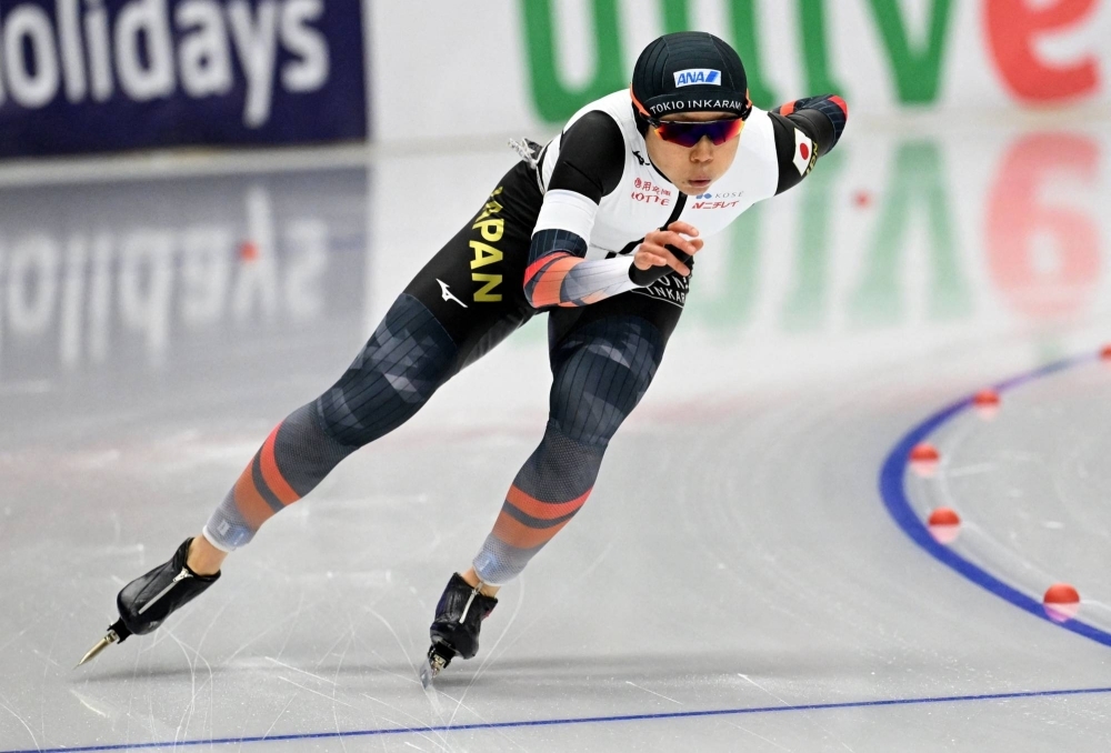 Miho Takagi skates during the women's 1,000-meter sprint at the World Allround Speed Skating Championships in Inzell, Germany, on Thursday.