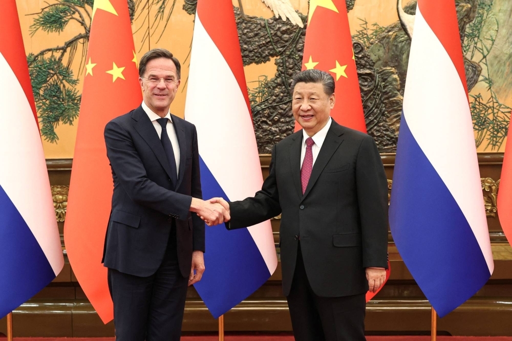 Chinese President Xi Jinping meets Prime Minister of the Netherlands Mark Rutte at the Great Hall of the People in Beijing on Wednesday. 