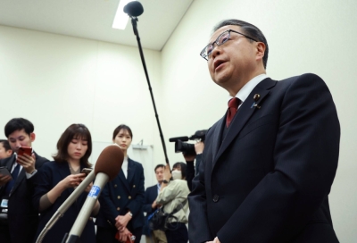 Hiroshige Seko, former Liberal Democratic Party Upper House secretary-general, announces Thursday his intention to leave the LDP after receiving an official recommendation he do so following the party's political funds scandal.