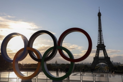 The Olympic rings, representing the five continents and the universal nature of sport, will be installed in the next few weeks on the side of the Eiffel Tower in Paris.