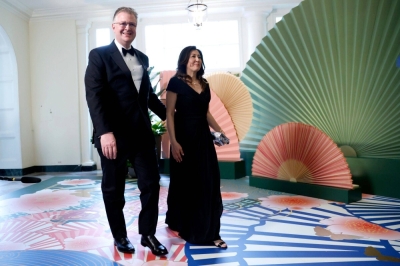 Daniel Kritenbrink, assistant secretary for East Asian and Pacific Affairs at the U.S. Department of State (left), and Nami Kritenbrink arrive to attend a state dinner in honor of Japanese Prime Minister Fumio Kishida hosted by U.S. President Joe Biden and First Lady Jill Biden at the White House in Washington on April 10.