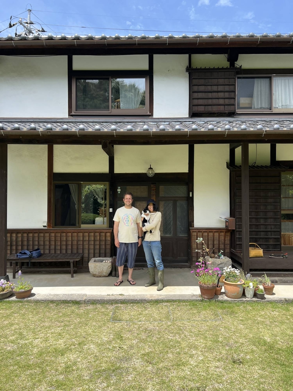 Illustrator and ceramicist Kozue Kitchens (right) moved with her husband, Dan, from the United States to a traditional farmhouse in Yamanashi Prefecture. Kitchens will be attending this year's Minka Summit for tips on how to renovate her home. Illustrator and ceramicist Kozue Kitchens (right) moved with her husband, Dan, from the United States to a traditional farmhouse in Yamanashi Prefecture. Kitchens will be attending this year's Minka Summit for tips on how to renovate her home.