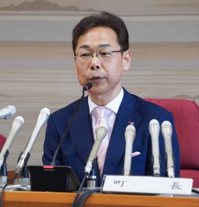 Kenji Imata, mayor of Togo, Aichi Prefecture, speaks during a news conference in the town on Thursday after a third-party committee found he had continuously engaged in "power harassment" and sexual harassment against several town employees.
