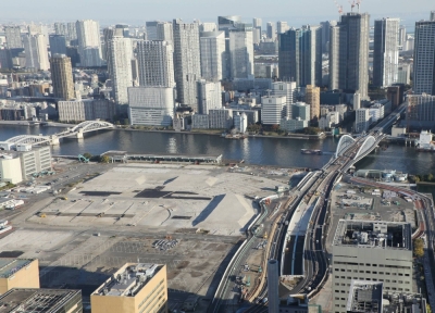 A vacant lot on the site of the former Tsukiji fish market where a group of companies plans to develop a commercial and residential complex in the coming years