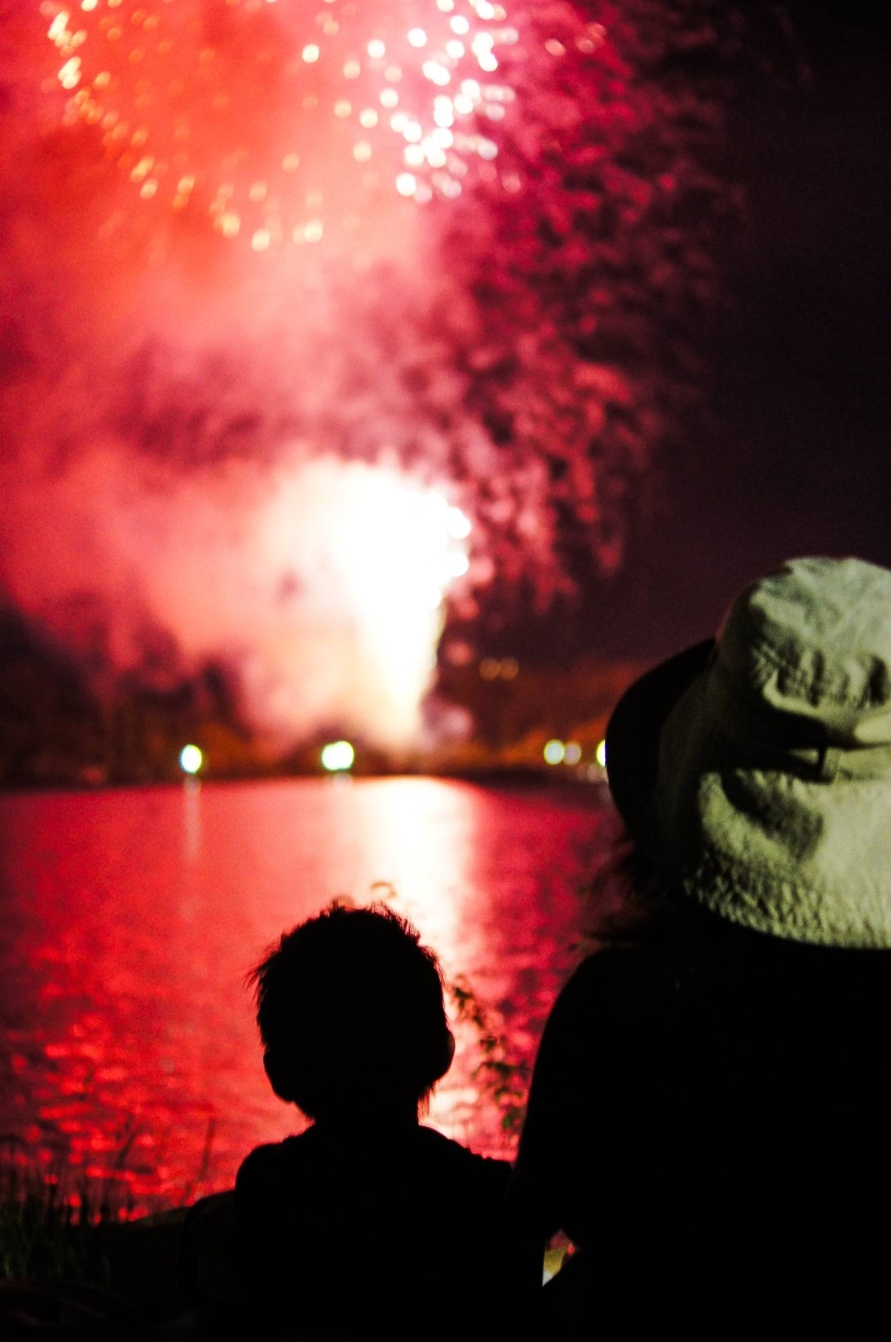 Fireworks displays are a traditional part of the Japanese summer, dating as far back as the 17th century. Fireworks displays are a traditional part of the Japanese summer, dating as far back as the 17th century.