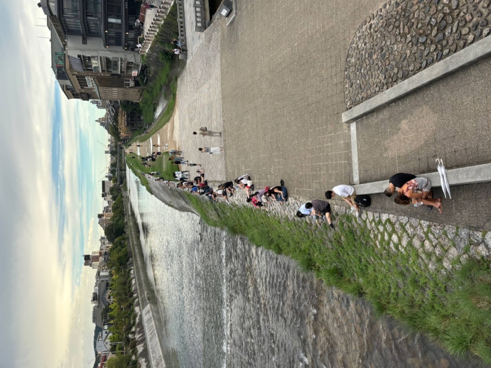 Some parts of the banks of the Kamo River are manicured and orderly, while others retain some of the wilderness that makes it such a perfect retreat from Kyoto's more urban locales. Some parts of the banks of the Kamo River are manicured and orderly, while others retain some of the wilderness that makes it such a perfect retreat from Kyoto's more urban locales.