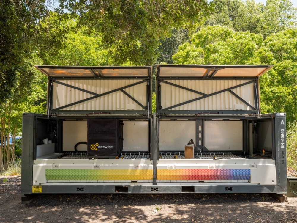 Equipped with a camera and a robotic arm, BeeHomes are able to regularly snap images of the frames inside. Equipped with a camera and a robotic arm, BeeHomes are able to regularly snap images of the frames inside.