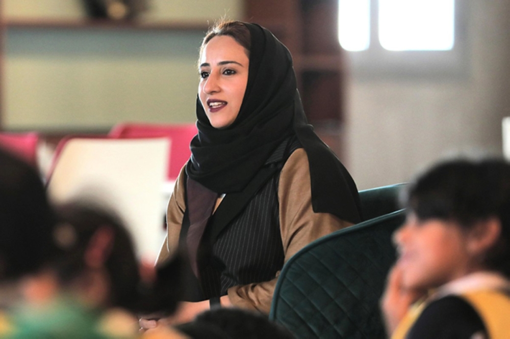 د. مي الطائي د. مي الطائي