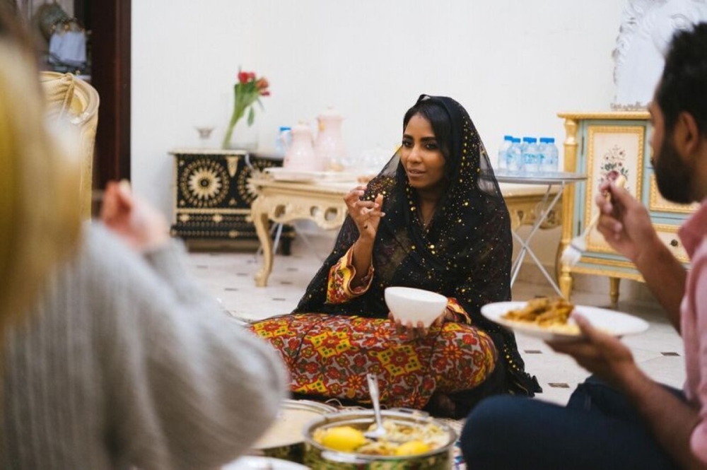 ميثاء عيسى:التراث هوية متجذرة في دمائنا. ميثاء عيسى:التراث هوية متجذرة في دمائنا.