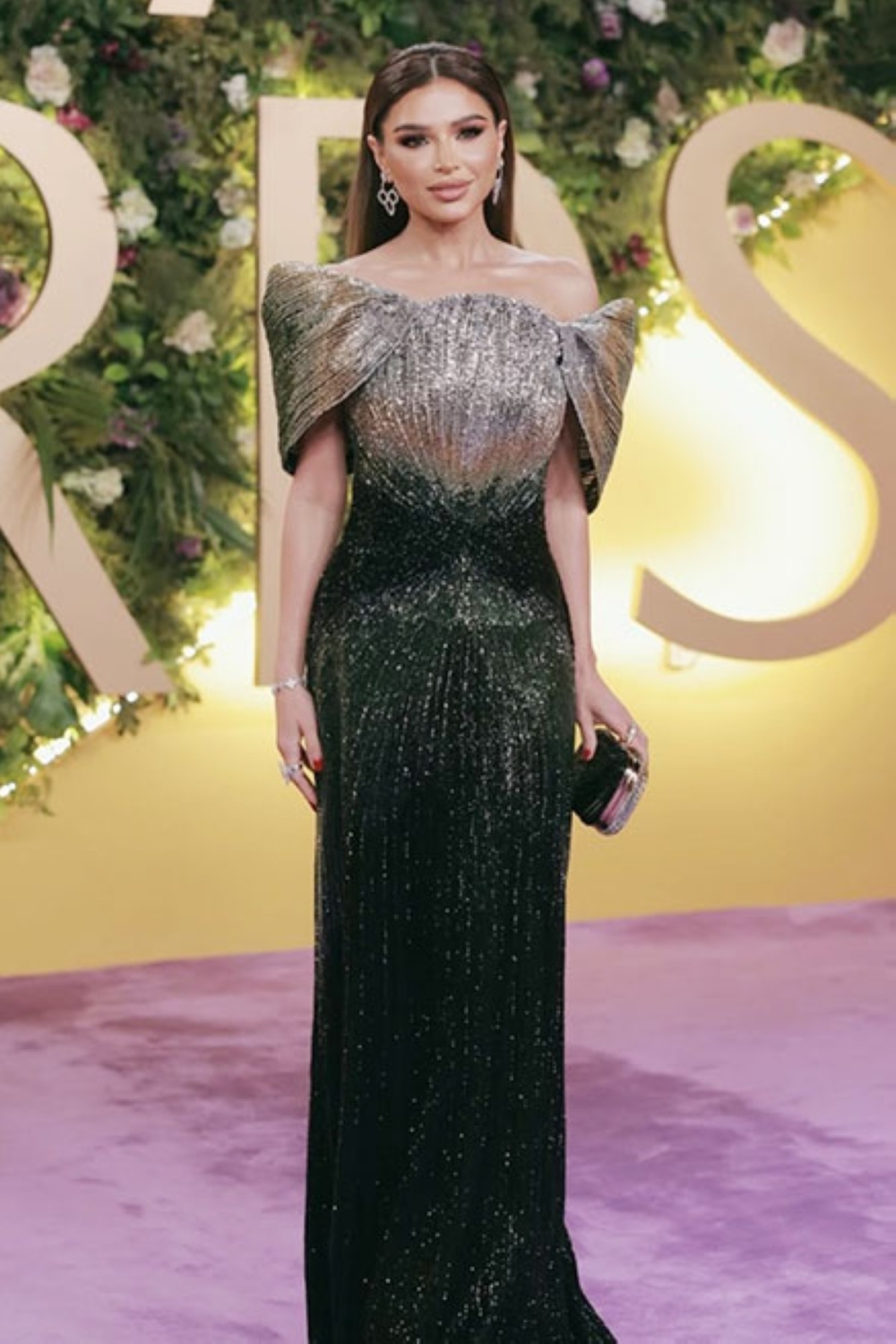 نهى نبيل نهى نبيل