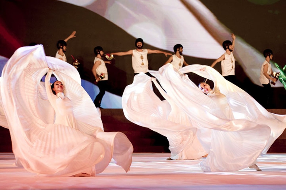 عرض فرقة أورنينا عرض فرقة أورنينا