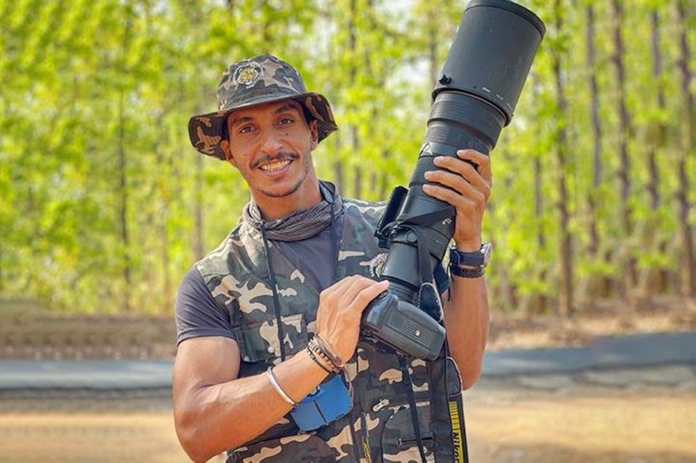 المغامر والمصور الإماراتي خليفة المزروعي المغامر والمصور الإماراتي خليفة المزروعي