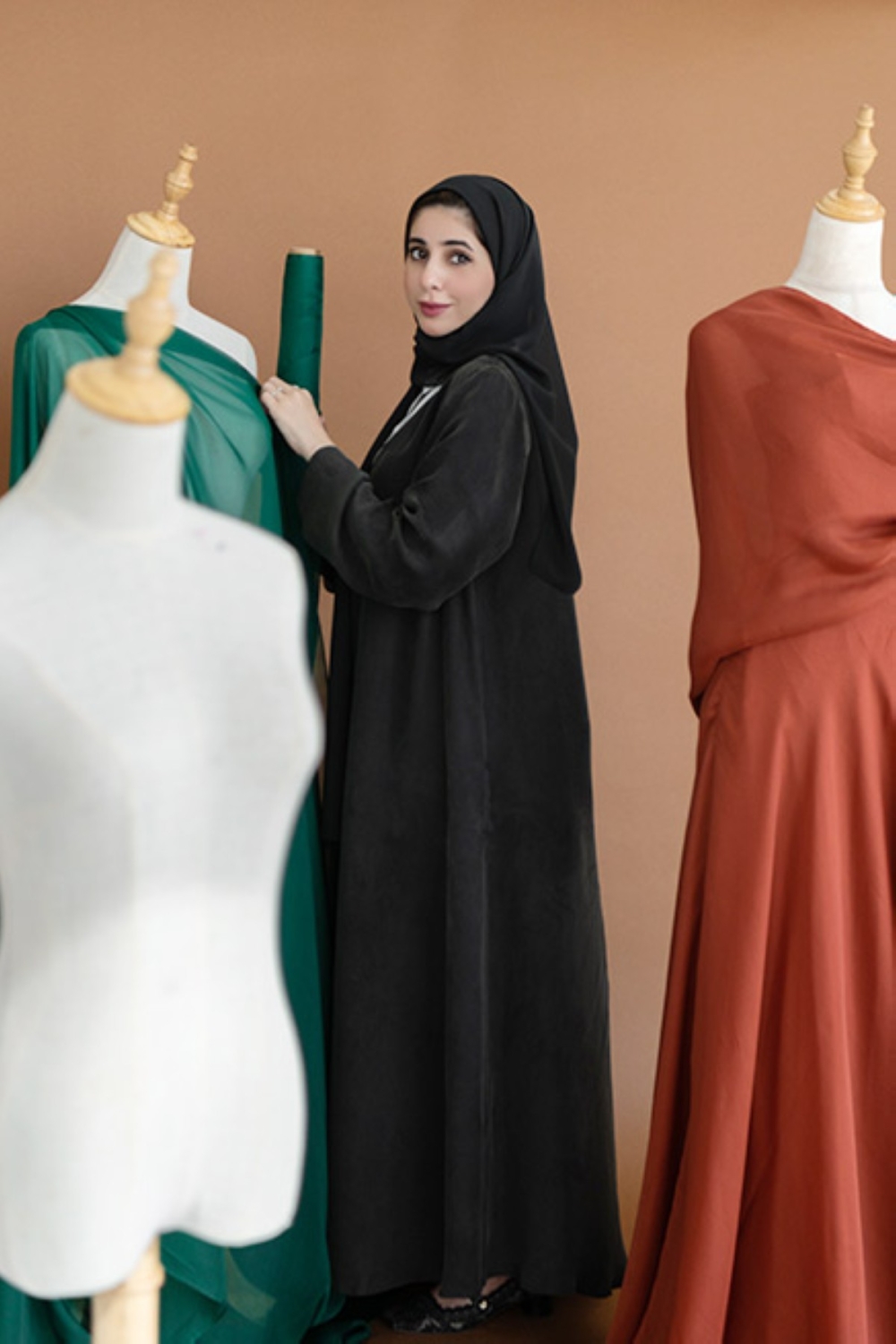 المصممة مريم القبيسي المصممة مريم القبيسي