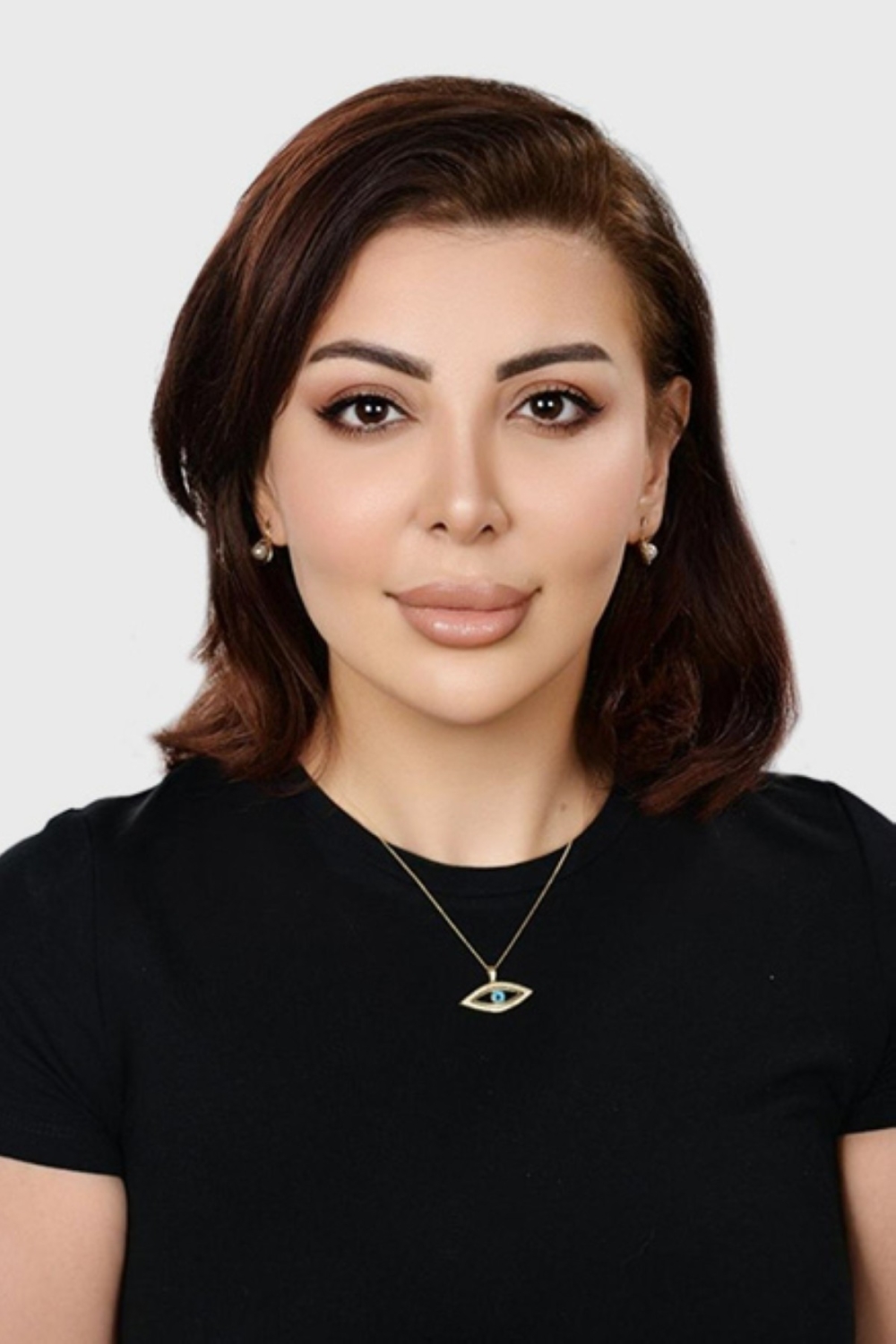 سالي علي أكرم سالي علي أكرم