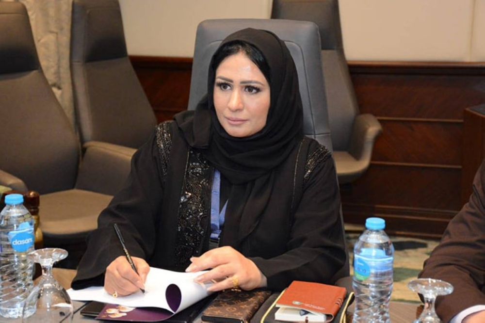 أثناء مشاركتها بورقة عمل في ملتقى الشباب العربي واستشراف المستقبل- مصر أثناء مشاركتها بورقة عمل في ملتقى الشباب العربي واستشراف المستقبل- مصر