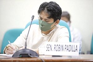 LEARNING THE ROPES Sen. Robin Padilla attends a briefing on the legislative process on Tuesday, June 14, 2022. CONTRIBUTED PHOTO