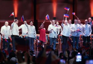 US VISIT President Ferdinand ‘Bongbong’ Marcos Jr. and members of his delegation meet with the Filipino community at the New Jersey Performing Arts Center on Sunday, Sept. 18, 2022 (September 19 in Manila). Photo from the Office of the Press Secretary