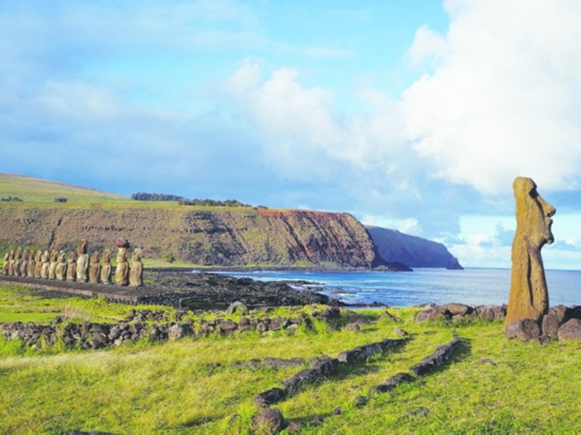 Tourists Return But Easter Islanders Draw Lessons From Covid Isolation Oman Observer Tourists Return But Easter Islanders Draw Lessons From Covid Isolation Oman Observer