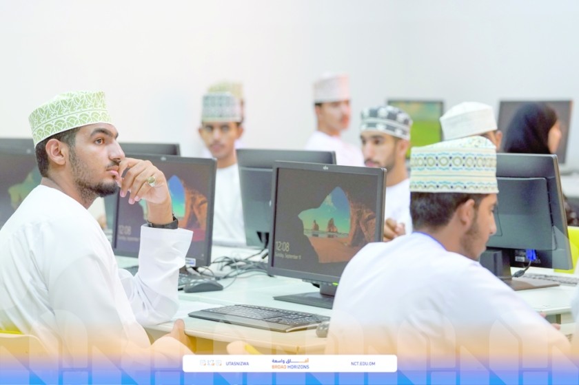 UTAS-Nizwa receives 324 students - Oman Observer