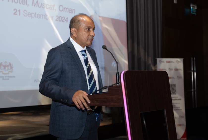 الدكتور محمد علي أبو بكر، الرئيس التنفيذي لمجلس السفر الصحي الماليزي