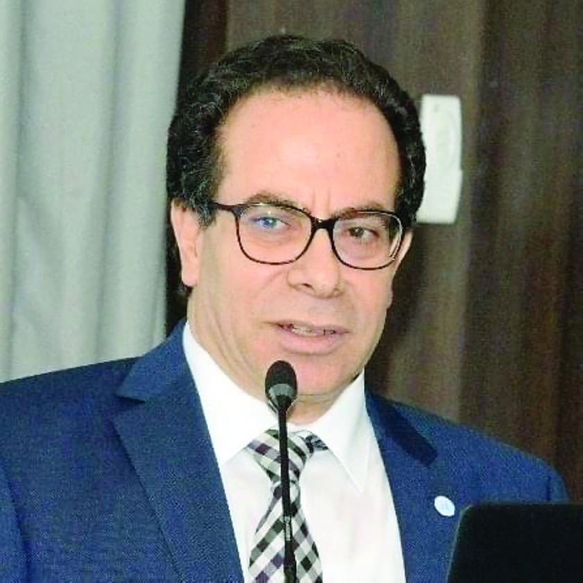 الدكتور سعيد البطوطي المستشار الاقتصادي لمنظمة السياحة العالمية.